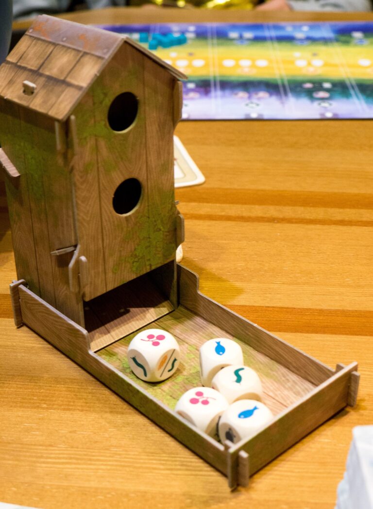 Wingspan Board Game Dice Tower Birdfeeder